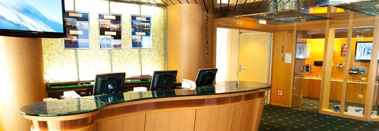 Oficina de excursiones - Barco Horizon - Pullmantur Oficina de excursiones - Barco Horizon - Pullmantur