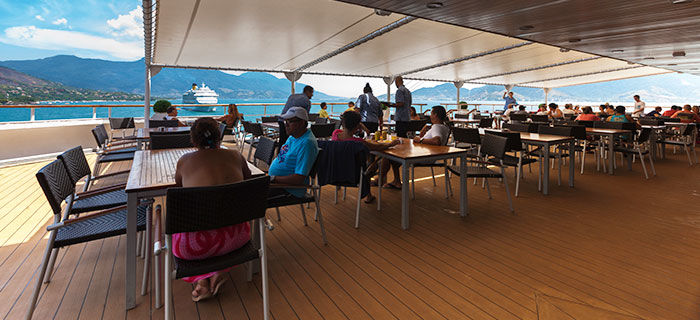 Brasa Grill - Barco Zenith - Grupo Pullmantur Brasa Grill - Barco Zenith - Grupo Pullmantur